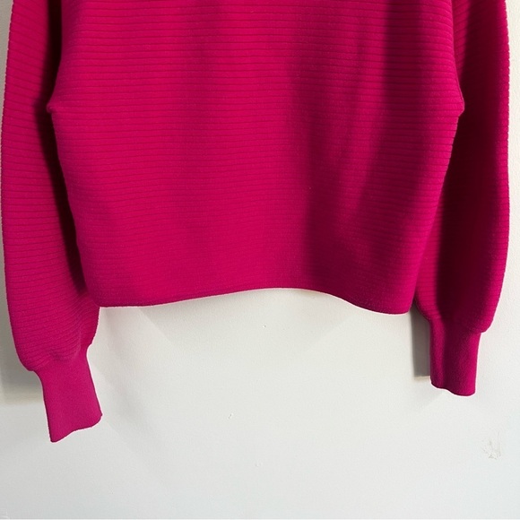 Good American Ribbed Crewneck Pullover Sweater - Picture 11 of 13